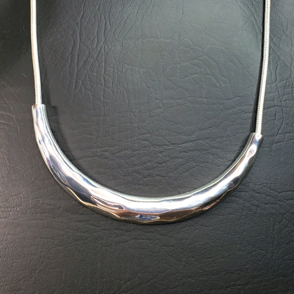 Chloe Isabel Silver Tone Snake Chain Necklace 17$